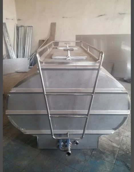 مخزن حمل دوجداره استیل ۲۵۰۰ لیتری 304