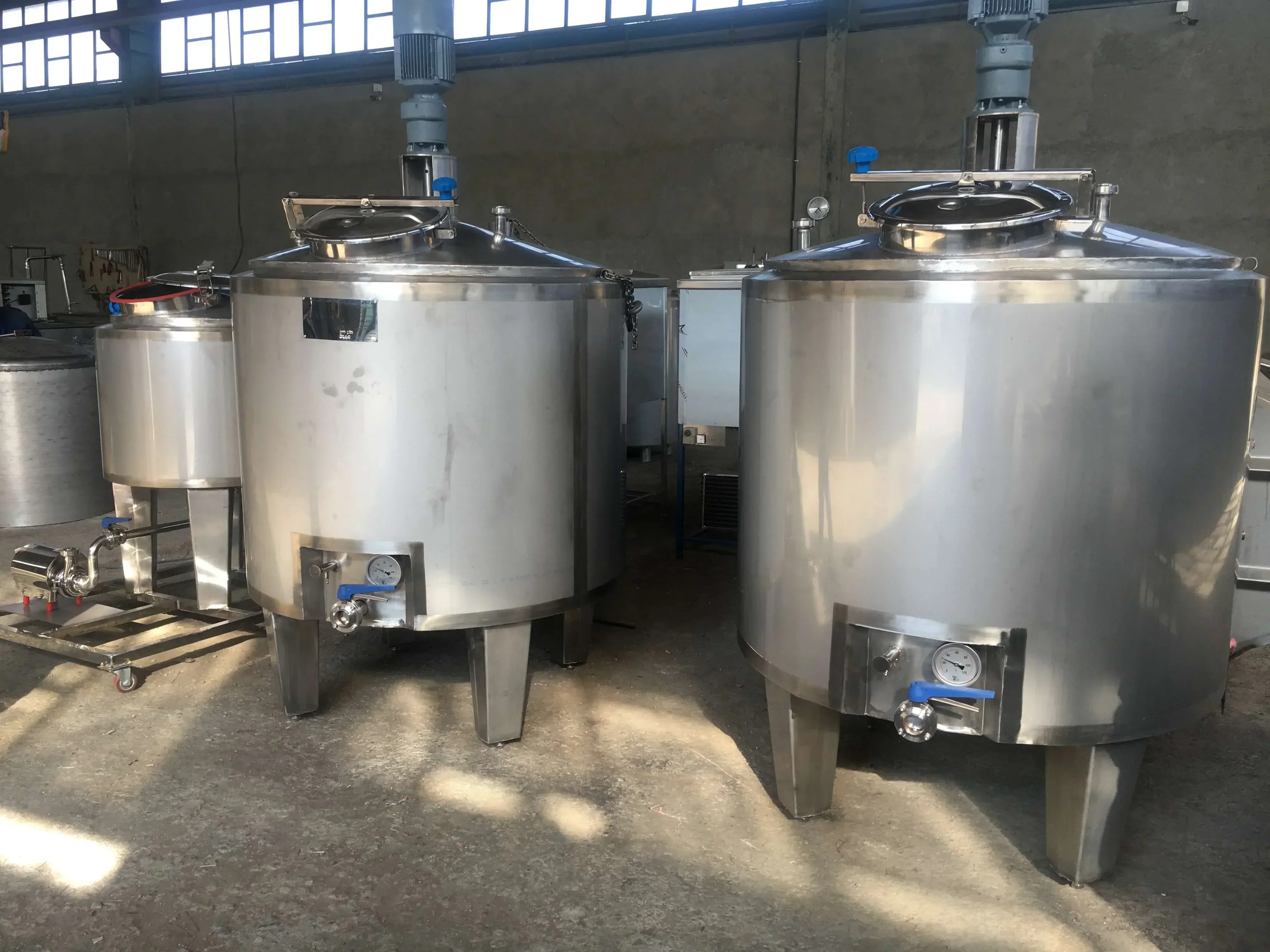 خرید انواع مخزن استیل